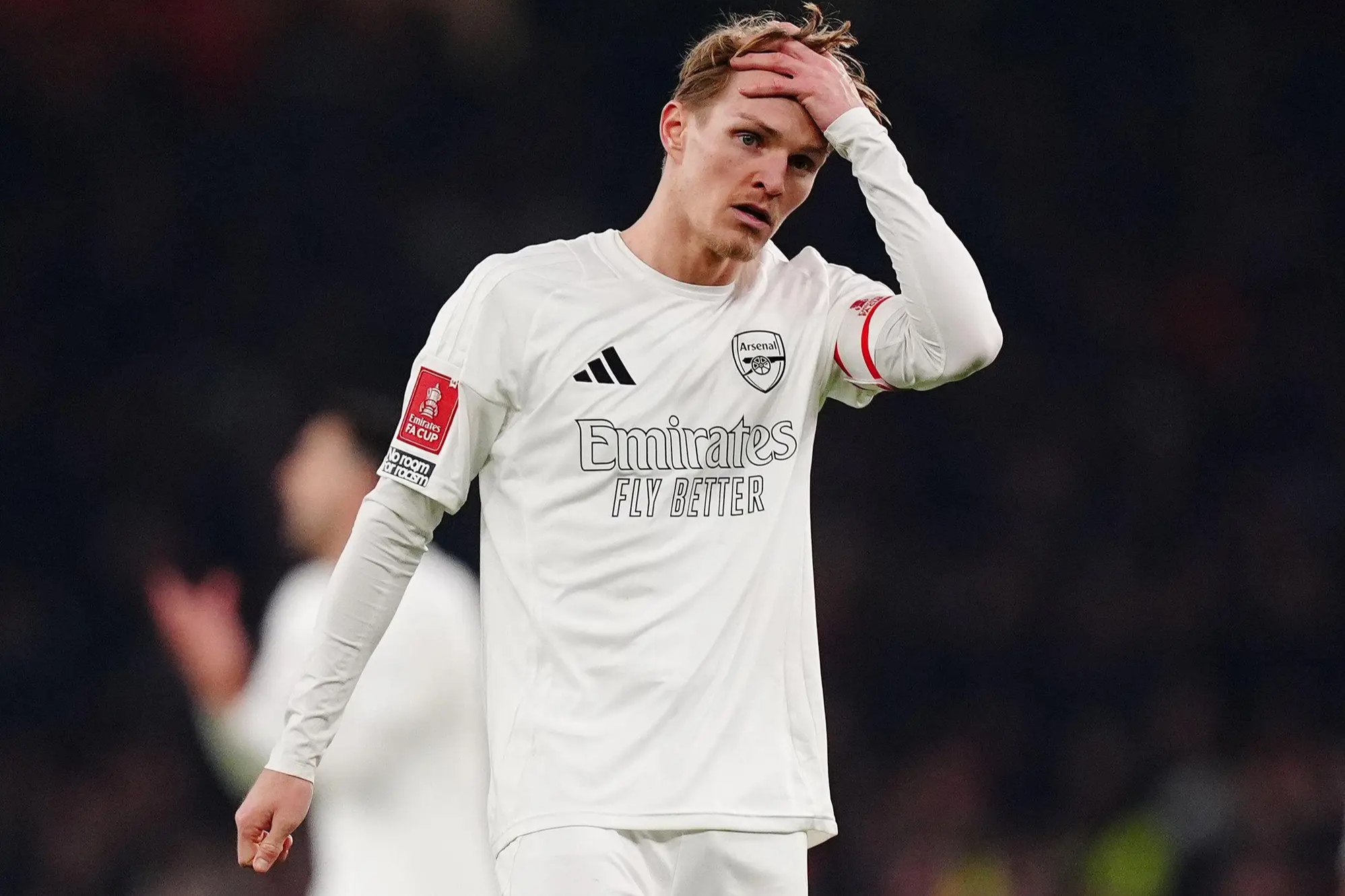 开云-足总杯窗口期走向成谜，曼城止住颓势，压力陡增，训练强度明显提升(曼城足总杯表现)