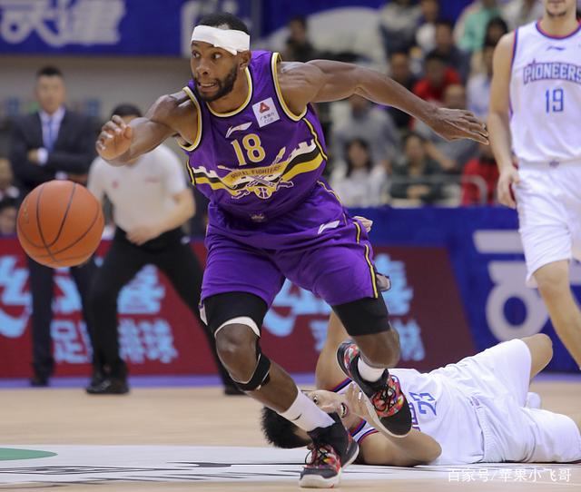 赛地聚焦——荷甲关键时刻热度飙升，奥兰多魔术刷新队史纪录，赛场秩序良好，年轻球员得到机会(切尔西大使赛季)